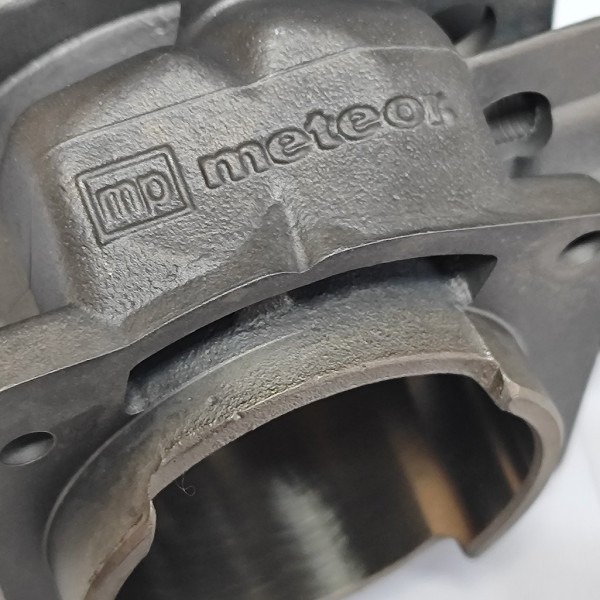 Поршнева для бензопил Husqvarna 372XP Meteor: надійний вибір для професіоналів